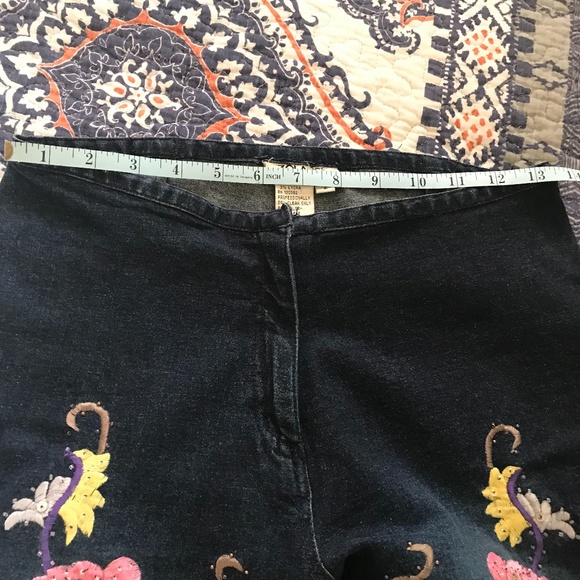 Embroidered Jeans - Picture 5 of 6